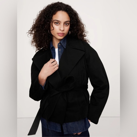 NWT! Banana Republic Black Short Trench Coat - Size Large 💎 - Picture 1 of 11
